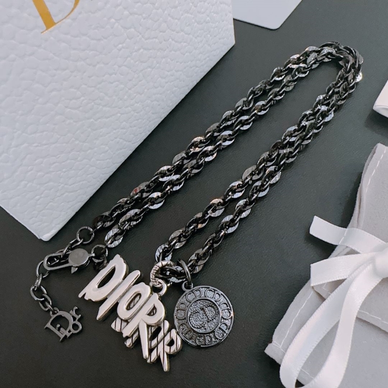 chr1st1an D10r necklaces